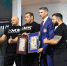 Губернатор Виталий Хоценко поздравил омского богатыря Михаила Шивлякова с установлением на выставке «Россия» мирового рекорда - ИА Новый Омск
