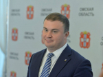 Хоценко вместе с семьей поел конфет на омском заводе