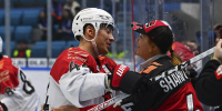 «Авангард» одолел «Барыс» в овертайме со счётом 3:2 - 12 канал