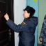 В Омской области мужчина прятался от приставов под курткой - 12 канал