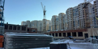 Иван Колесник посетил омские школы, где проводится капитальный ремонт - Om1.Ru