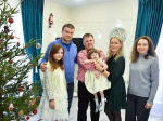 Губернатор Виталий Хоценко исполнил заветную мечту юной омички