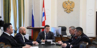 Губернатор Виталий Хоценко обсудил с начальником Западно-Сибирской железной дороги Александром  Грицаем развитие сотрудничества региона и ОАО «РЖД» - Правительство Омской области
