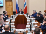 Омский губернатор Хоценко предстал в новом облике