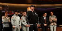 Омский губернатор Хоценко сделал заявление в победной раздевалке «Авангарда» - РИА Омск-информ