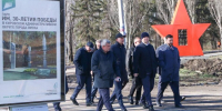 Виталий Хоценко проинспектировал ход благоустройства Парка Победы - Газета Омский пригород