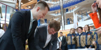 Губернатор Виталий Хоценко и глава Росмолодежи Григорий Гуров встретились с омской молодежью - ИА Омскрегион