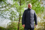 Память на гво́здике: как "кеды деда" стали благотворительным забегом