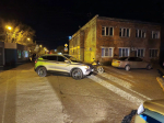 В Омске пострадал водитель мопеда при столкновении с легковым автомобилем