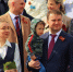 Губернатор Хоценко примет участие в шествии «Бессмертного полка» - Om1.Ru
