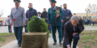 Виталий Хоценко почтил память героев Великой Отечественной войны в мемориальном комплексе «Черемушки» - ИА Омскрегион