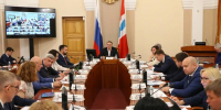 Виталий Хоценко распорядился выделить средства на ремонт поврежденных ветром школ - Газета Омский пригород