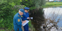 Поскользнулся на трубе и упал в воду: озвучены детали гибели девятилетнего рыбака в Таре - Комсомольская Правда