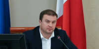 По поручению Виталия Хоценко введена новая мера поддержки для детей-сирот - Комсомольская Правда