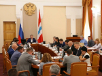 Губернатор Хоценко представил правительству Омской области участника президентской программы «Время героев»