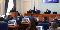 Виталий Хоценко подвёл итоги года в сфере строительства, транспорта и благоустройства - Газета Омский пригород