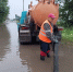 В Немецком поселке Омска роют траншею — вода заливает жилые дома - Комсомольская Правда