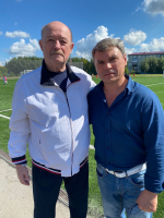 На стадионе «Шинник» обновили футбольное поле