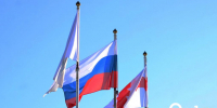 Омичи рассказали, какой цвет в российском триколоре главный - Om1.Ru