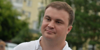 Губернатор Омской области Виталий Хоценко отвел на торжественную линейку свою дочь-первоклассницу - ИА Омскрегион