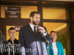 Сенатор Иван Евстифеев поздравил тарских школьников с Днем знаний