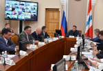Виталий Хоценко поручил организовать субботники в Омской области