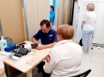 В Омске в МЕГЕ открылся мобильный пункт для диспансеризации населения