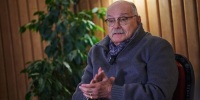 "Хотел сыграть его в Омске и не ошибся". Никита Михалков объяснил, почему привёз легендарный "12" - ИА Омск здесь