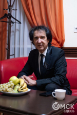 "Это своего рода триггер". Кай Метов о внезапной любви зумеров к хитам девяностых