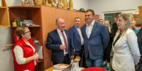 Виталий Хоценко совершает рабочую поездку в Любинский район - Газета Омский пригород