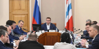 Виталий Хоценко поручил усилить работу коммунальных и дорожных служб в связи с предстоящими морозами - 12 канал