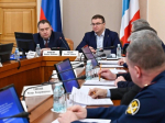 Омский губернатор поручил обеспечить безопасность жителей на новогодние праздники
