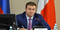 Виталий Хоценко поручил обеспечить безопасность в образовательных учреждениях региона - 12 канал