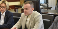 Участник проекта «ПРОдвижение ГЕРОЕВ» Павел Журавлев изучает бюджетное устройство Омска в мэрии - ИА Омскрегион