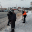 Омские коммунальщики продолжают круглосуточно расчищать городские улицы от снега - ИА Омскрегион