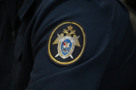 В Омске мужчина избил подростка в троллейбусе за замечание об оплате проезда