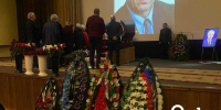 В Омске прощаются с бывшим главой города Виктором Шрейдером - Om1.Ru