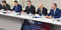 В Омске обсудили развитие химической промышленности и реализацию нацпроекта «Новые материалы и химия» - Газета Омский пригород