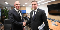Дмитрий Чернышенко провёл рабочую встречу с Губернатором Омской области Виталием Хоценко - Минобразования Омской области