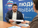 Таймас Абдуалинов и Александр Динкелакер заявились на участие в предварительном голосовании «Единой России»