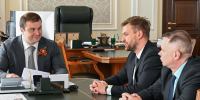 Виталий Хоценко обсудил планы по развитию омских предприятий с директором холдинга «Кордиант» - 12 канал