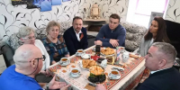 Виталий Хоценко навестил в Красноярке семью героев СВО - Вечерний Омск
