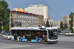 Омич с разбитой бутылкой набросился на кондуктора троллейбуса