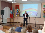 Праздник тех, кто дарит тепло: в Омском районе поздравили социальных работников!