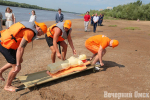 Жара, Иртыш и черный флаг: на Советском пляже прошли учения по спасению утопающего