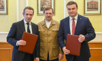 Виталий Хоценко подписал соглашение о сотрудничестве с Союзом театральных деятелей России