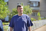 Депутаты Владимир Седельников и Андрей Бондаренко проверили капремонт школы и благоустройство сквера в Ленинском округе Омска