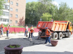 АО «Тепловая компания» восстанавливает объекты благоустройства после зимних ремонтов сетей.