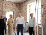 В Омске ремонтируют дневной стационар перинатального центра
