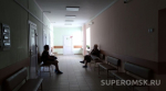 Минздрав объяснил причину небывалого наплыва пациентов в травмпункте на окраине Омска